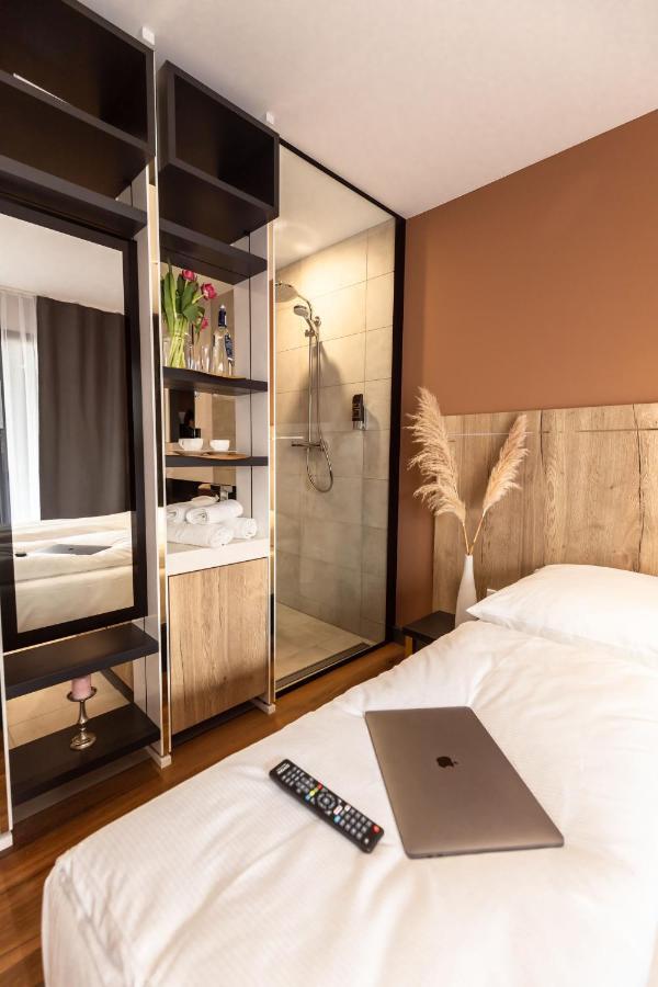24Seven Hotel Швабах Экстерьер фото