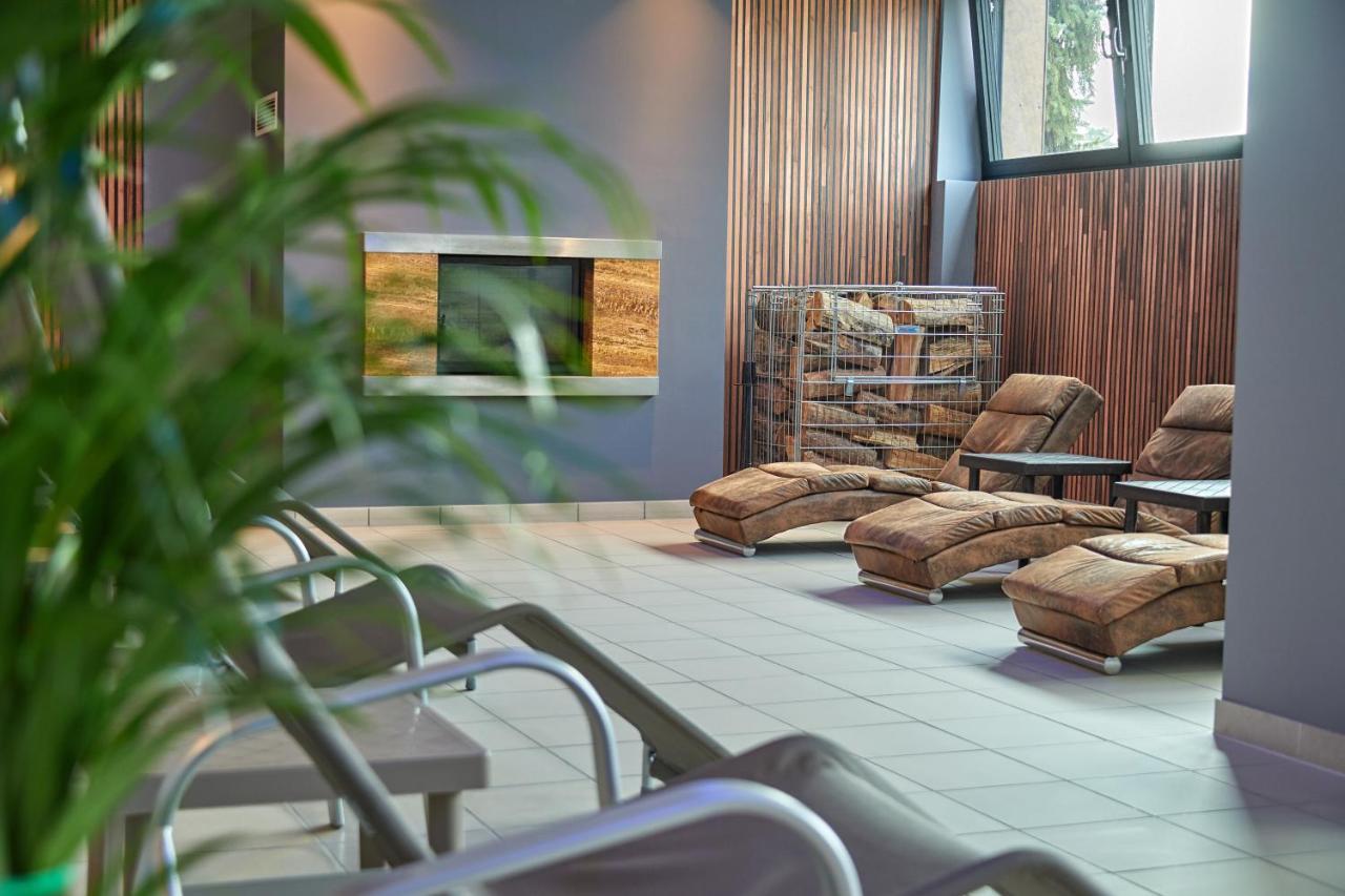 24Seven Hotel Швабах Экстерьер фото